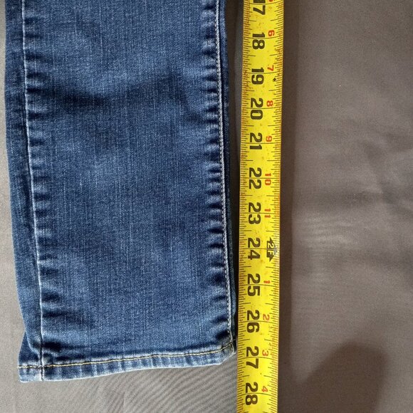 LEVI'S Women's 515 Skinny Mid-Rise Dark Wash Jeans sz 8 - Picture 3 of 7